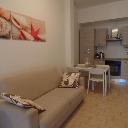 Casavacanze Castelli Di Sabbia Порто-Сант'Эльпидио Экстерьер фото